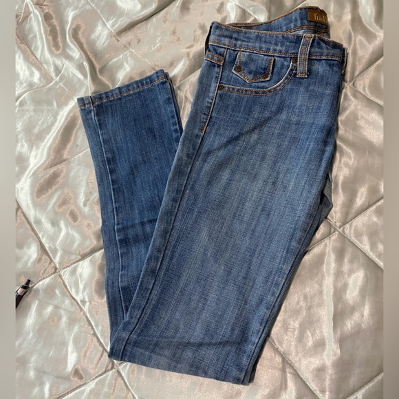 Frankie B. Jeans - Picture 8 of 16